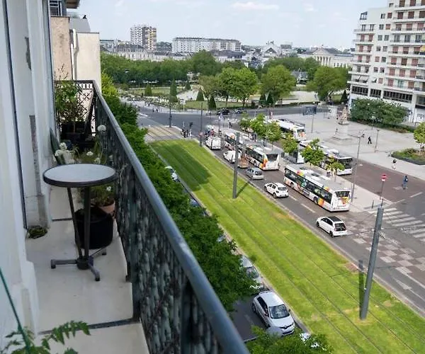 Haussmanien Apartamento *